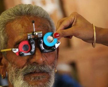 eye examination elderly